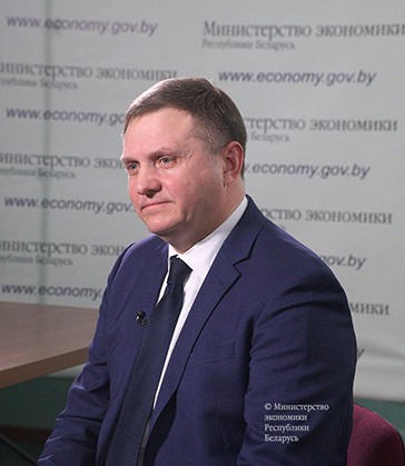  Подход Министра к
журналистам « Беларусь 1 » 